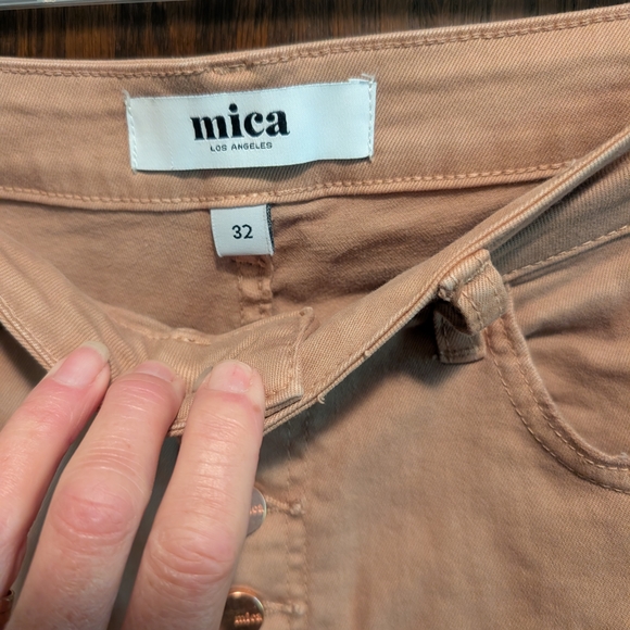 Stylish Tan Wide Leg Jeans - Picture 3 of 4